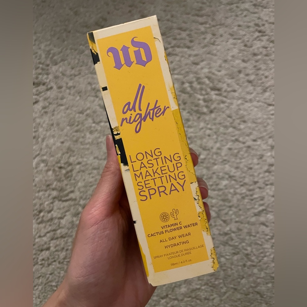 BNIB Urban Decay Vitamin C Makeup Setting Spray